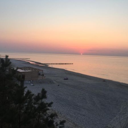Apartament Nadmorski Z Basenem Klifowa Rewal Buitenkant foto