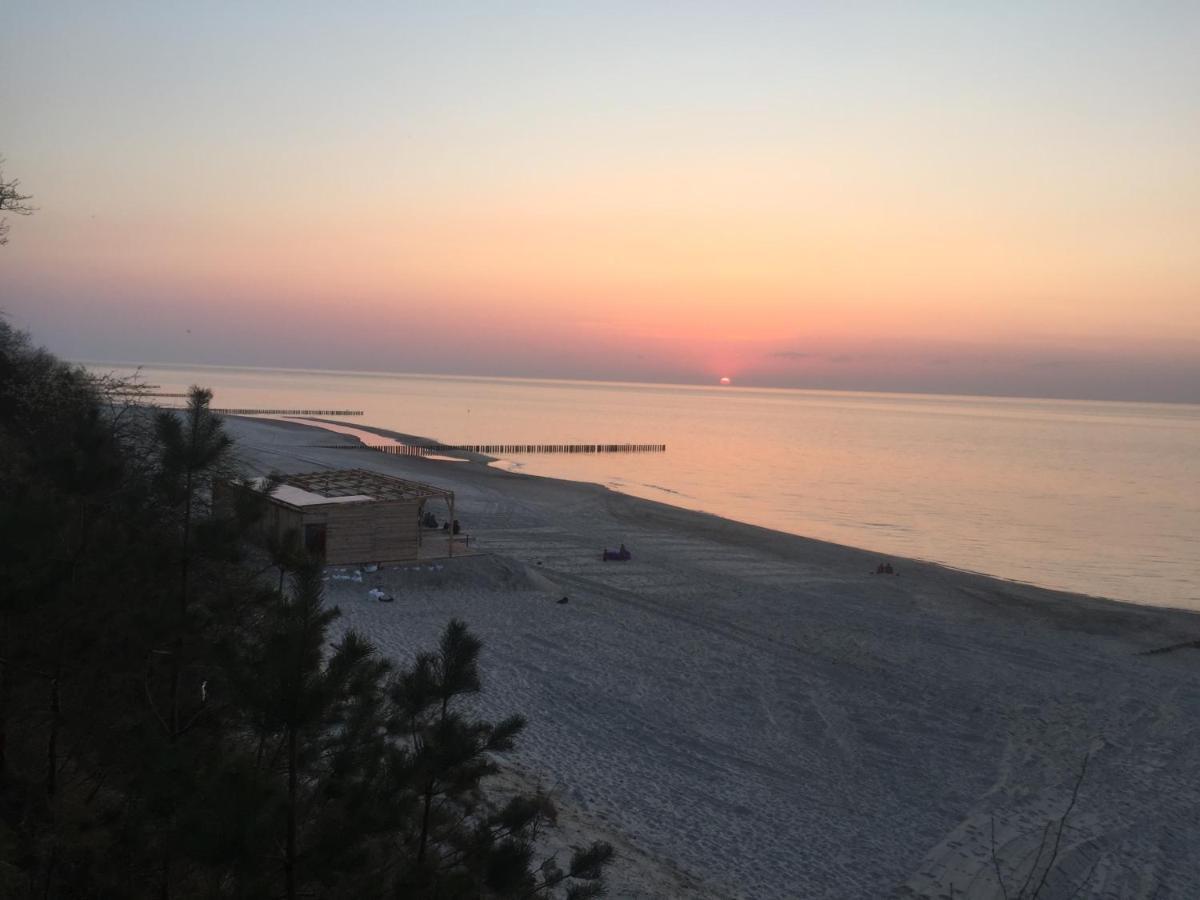 Apartament Nadmorski Z Basenem Klifowa Rewal Buitenkant foto