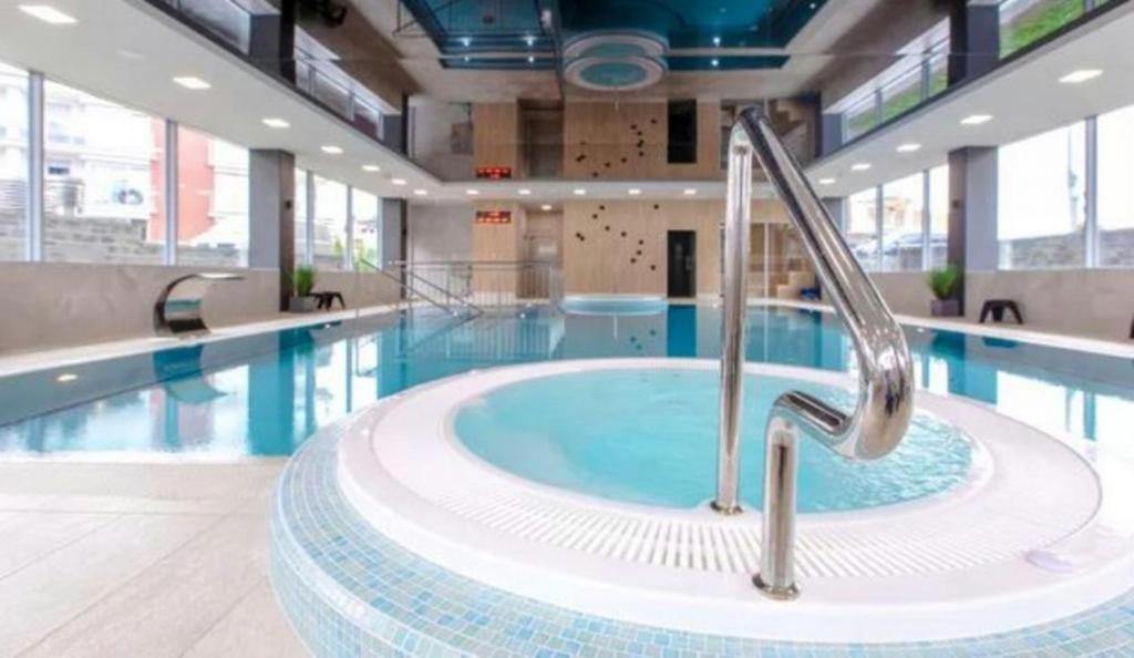 Apartament Nadmorski Z Basenem Klifowa Rewal Buitenkant foto