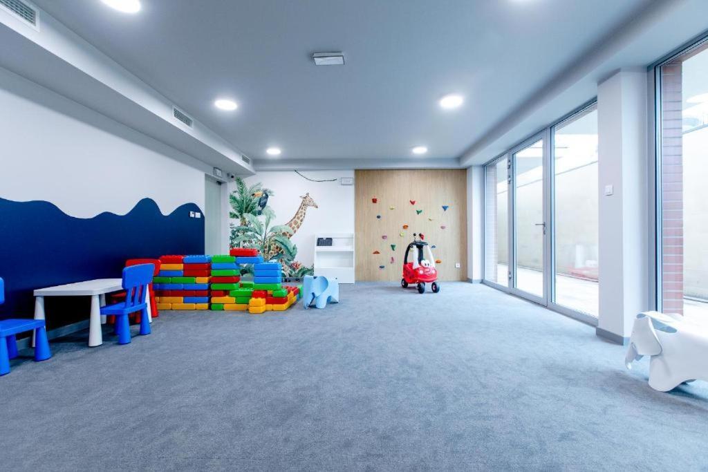 Apartament Nadmorski Z Basenem Klifowa Rewal Buitenkant foto